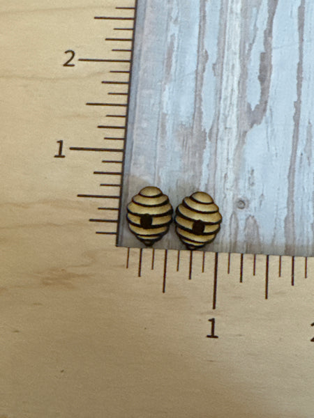 Stud - Bee Hive