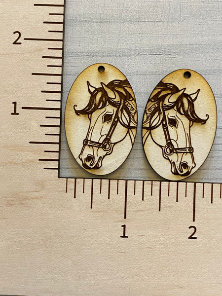 Horse head oval