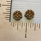 Dog head studs